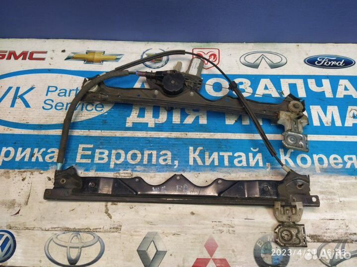 Стеклоподъемник передний прав.Gr.Cherokee WK 05-10