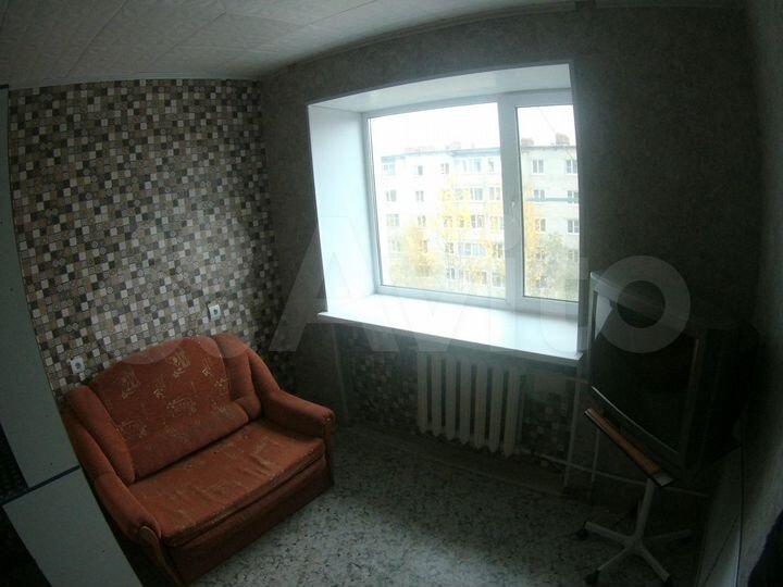 Комната 18 м² в 1-к., 5/5 эт.