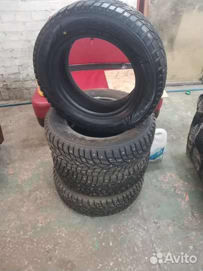 Dunlop SP Winter Ice 02 195/65 R15