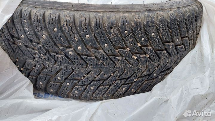 Nokian Tyres Hakkapeliitta 8 215/55 R17