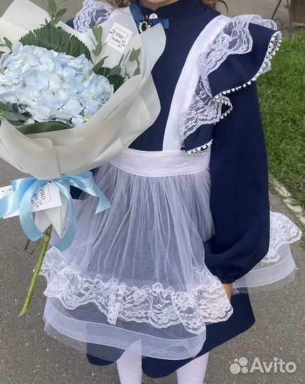 Белый школьный фартук