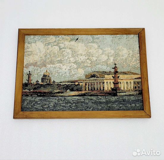 Картина на ткани в рамке