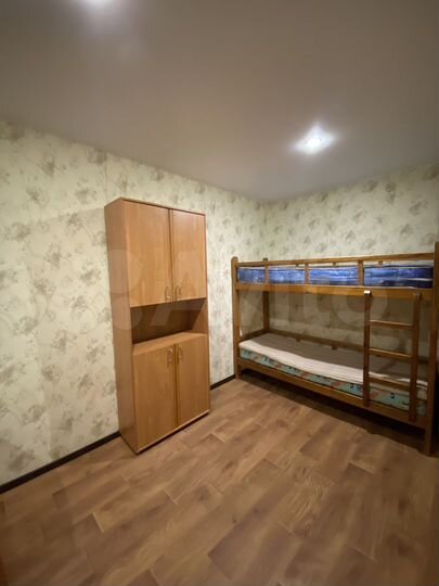 2-к. квартира, 43 м², 2/2 эт.