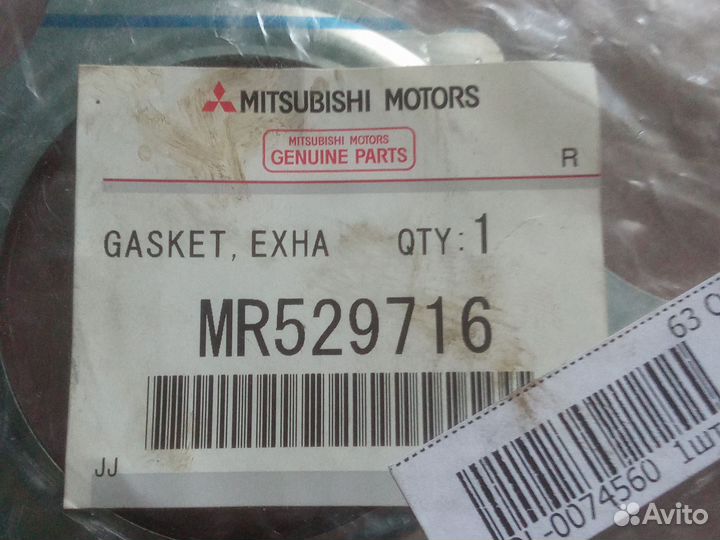 Прокладка коллектора на L200 MR529716