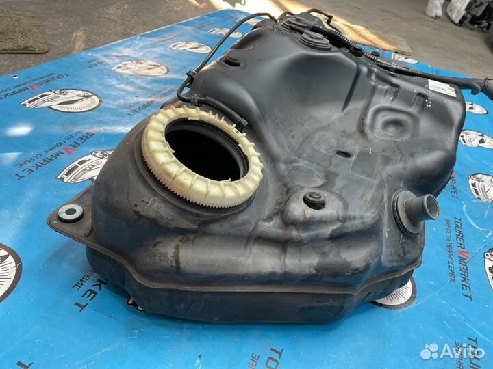 Бак топливный Lexus Gs430 UZS190 3UZ-FE 2005