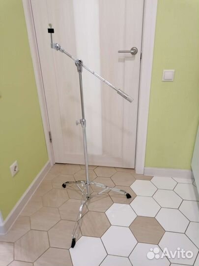 Стойка журавль для тарелки