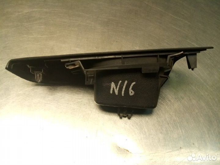 Накладка обшивки двери задняя правая Nissan Almera
