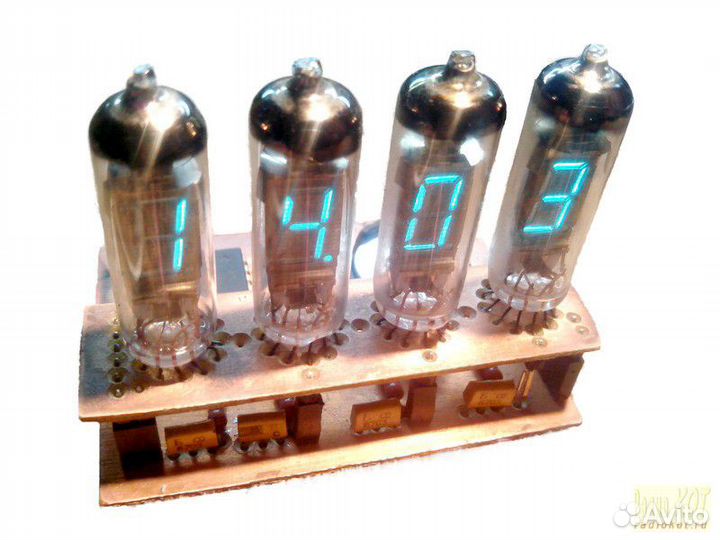 Электронные часы на микросхемах (набор для сборки)