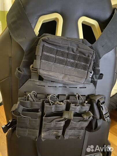 Плейт кериер(plate carier) чёрный с подсумками