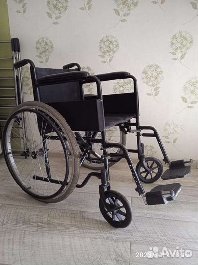 Коляска инвалидная