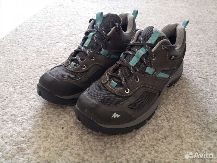 Треккинговые ботинки Quechua