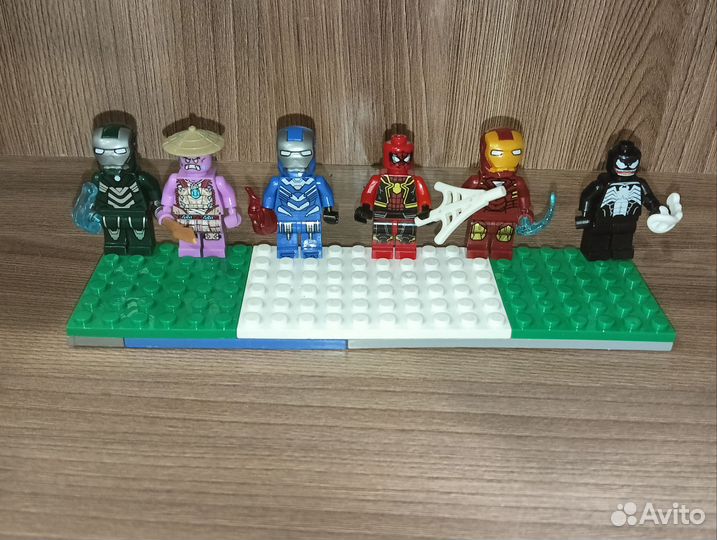 Lego фигурки
