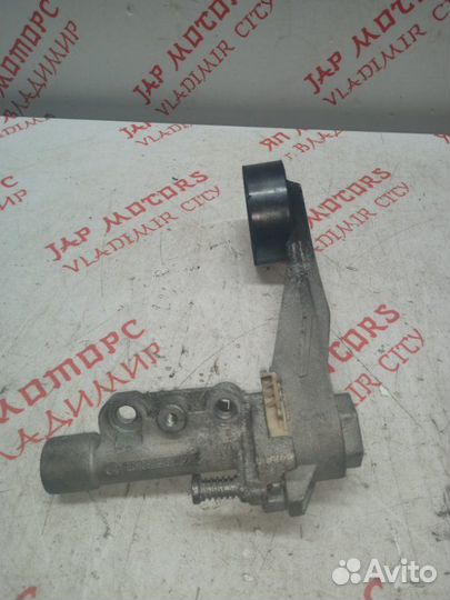 Натяжитель ремня генератора Peugeot 308 хэтчбек