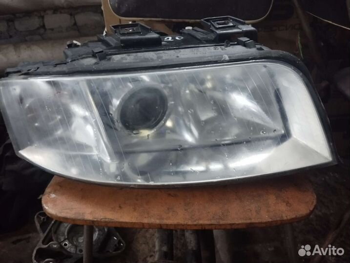 Фары ксенон Audi A6 C5 рестайлинг