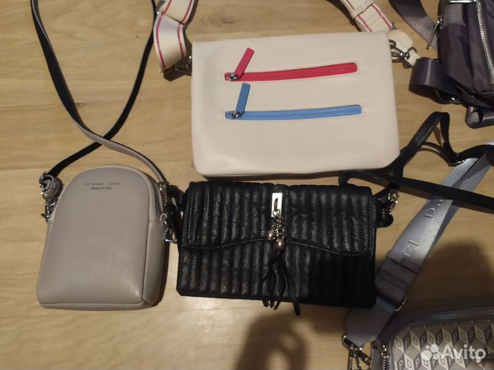 Много сумок новых