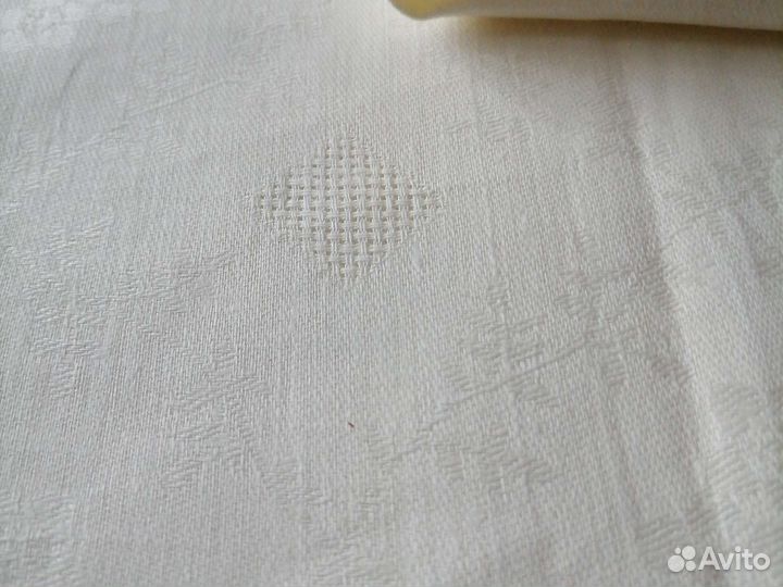 Льняное салфетки на стол