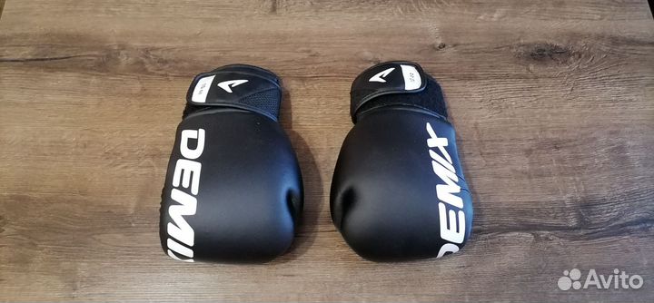 Детские боксёрские перчатки 10 oz
