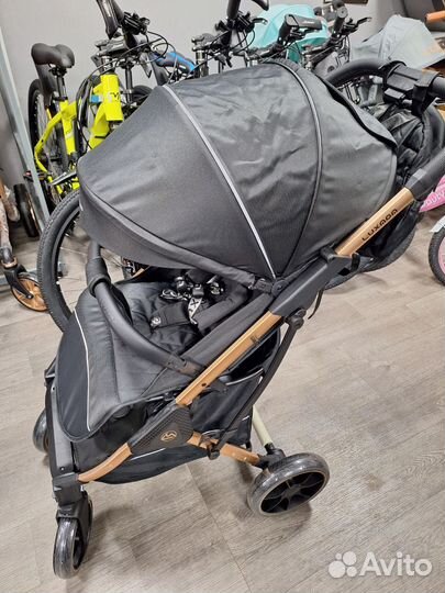Новая коляска прогулочная 2024