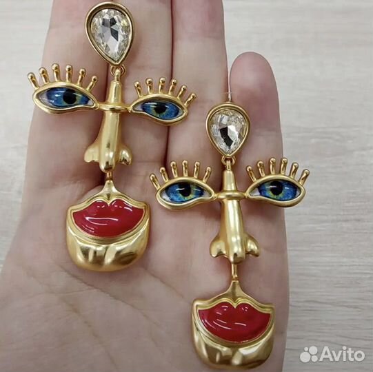 Серьги Schiaparelli style на доставке
