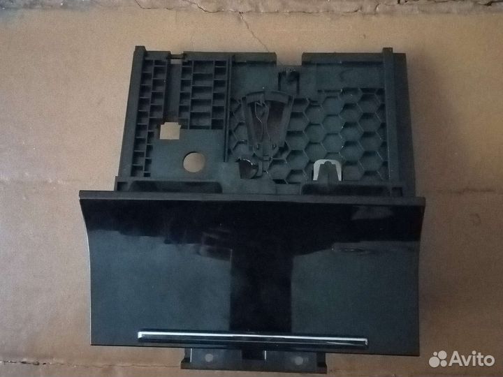 Пепельница от Skoda superb lll