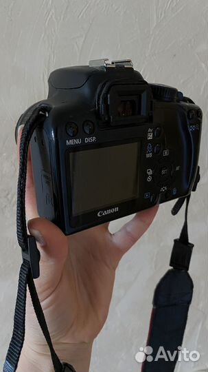 Зеркальный фотоаппарат canon