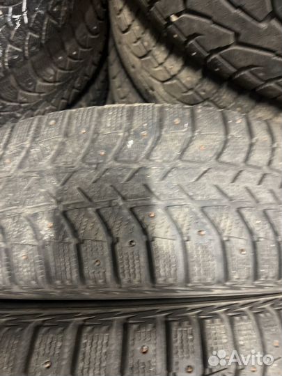 Bridgestone Ice Cruiser 5000 215/65 R16 98T