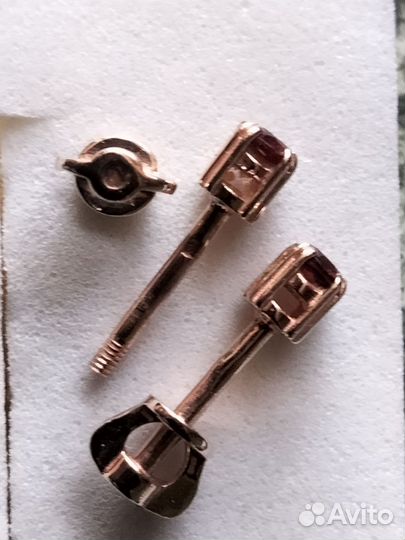 Золотые серьги