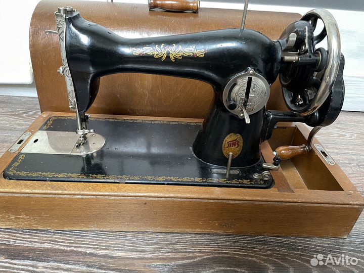 Швейная машинка пмз