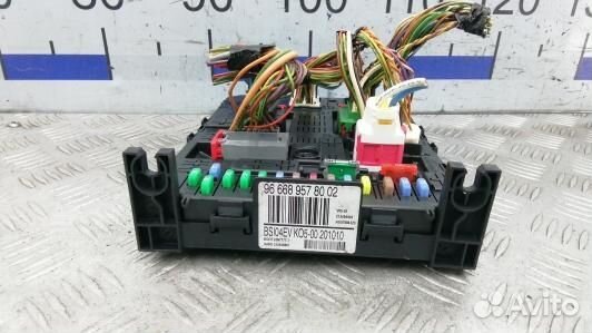 Блок комфорта peugeot 308 1 (OBE22M301)