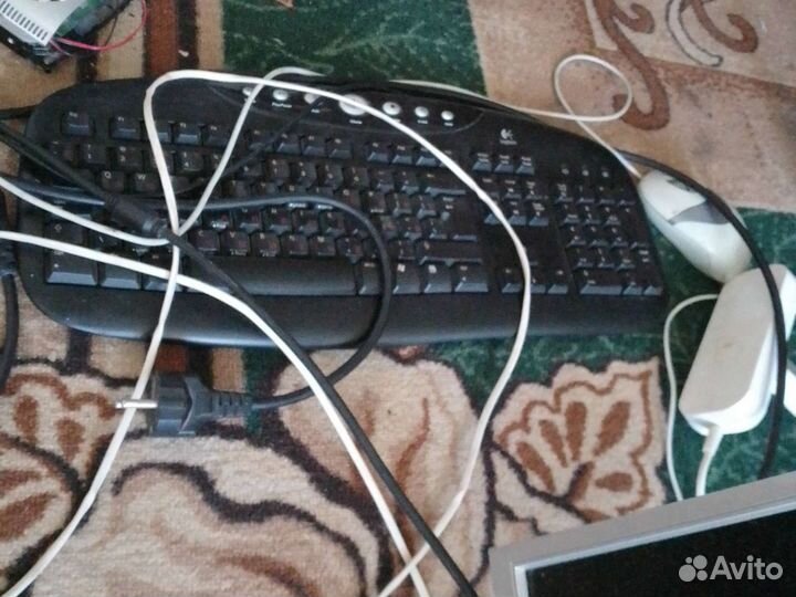 Системный блок и монитор