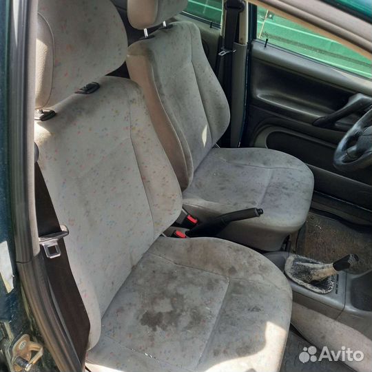 Сиденья на volkswagen polo 3