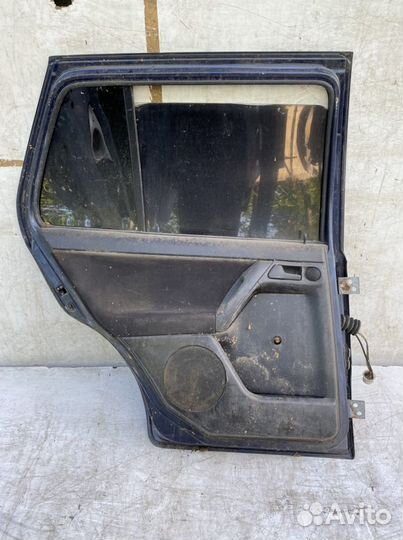 Volkswagen golf 3 задняя левая дверь