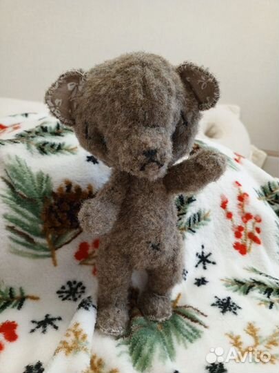 Мишка Берри игрушка ручной работы