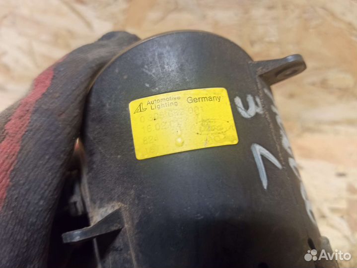 Противотуманка левая Ford Mondeo 3