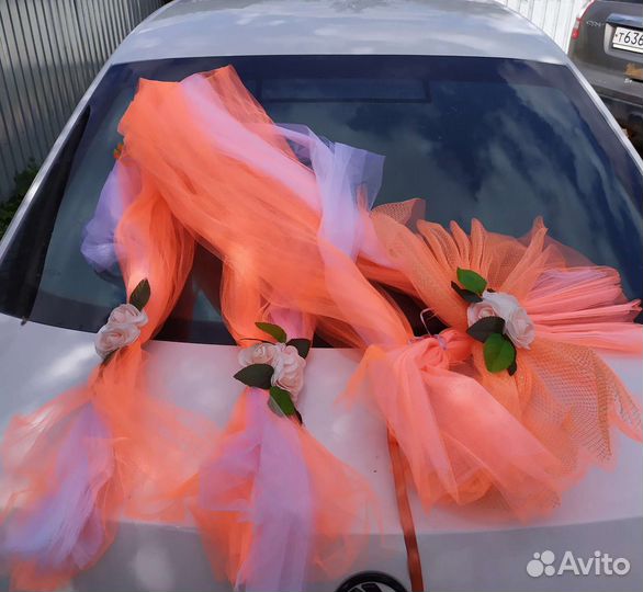Украшения свадебные на автомобиль