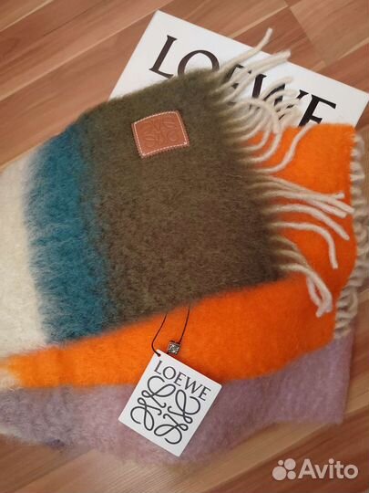 Loewe шарф