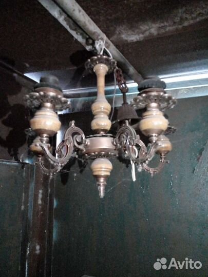 Люстра потолочная