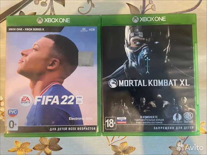 Диски на Xbox one(FIFA22, Mortal Kombat XL)