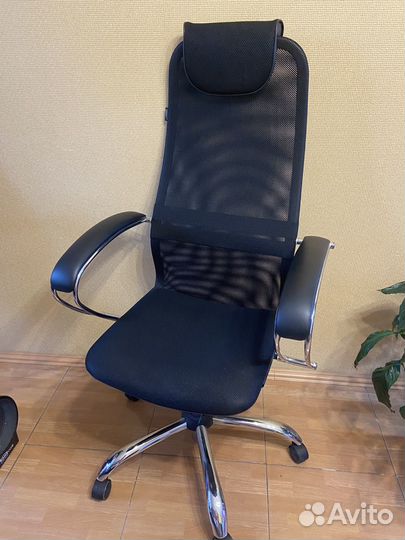 Компьютерное кресло