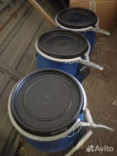 Бочка 20 литров с крышкой и ручками 19 штук