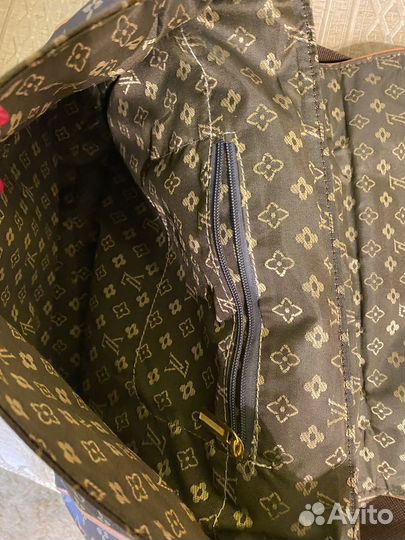 Сумка Louis vuitton