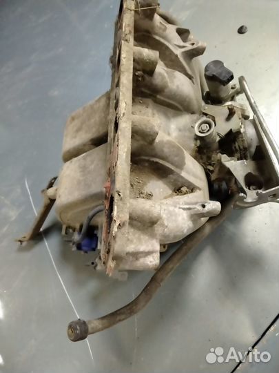 Opel Vectra В 97 коллектор впускной