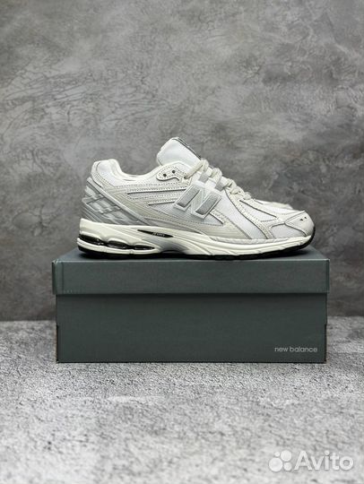 Кроссовки New Balance 1906R мужские