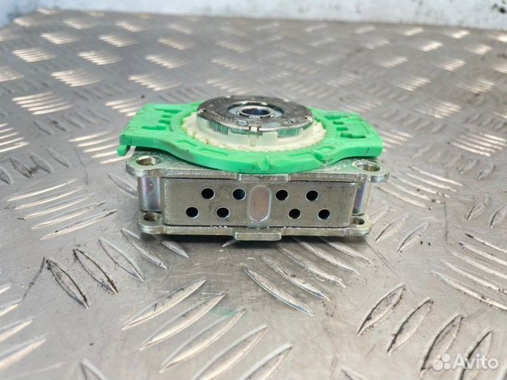 Пиропатрон ремня безопасности передний Toyota