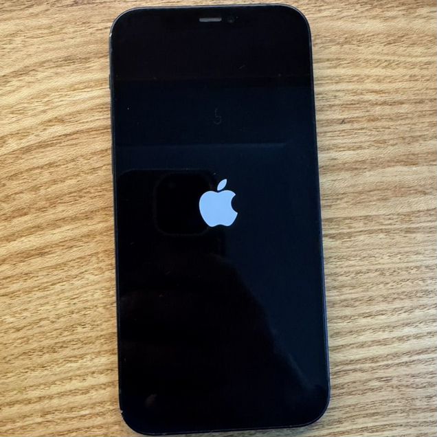 iPhone 12, 64 ГБ, SIM + eSIM