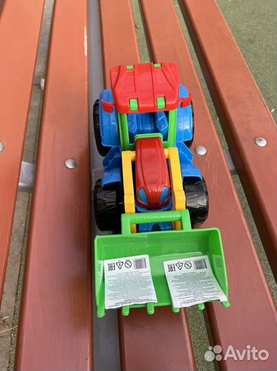 Синий трактор