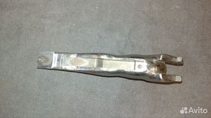 Газ 21 Волга олень на капот обломаны ноги