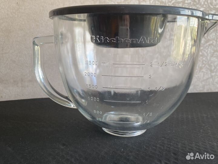Чаша стеклянная с крышкой от KitchenAid
