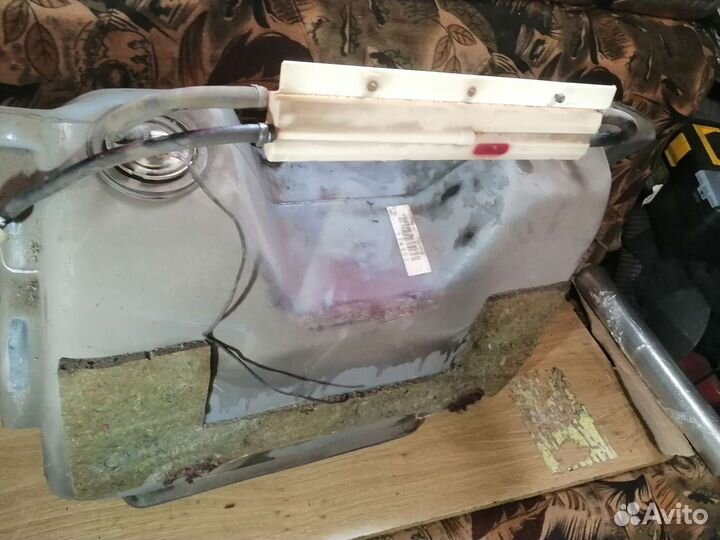 Бензобак audi 80 b 3