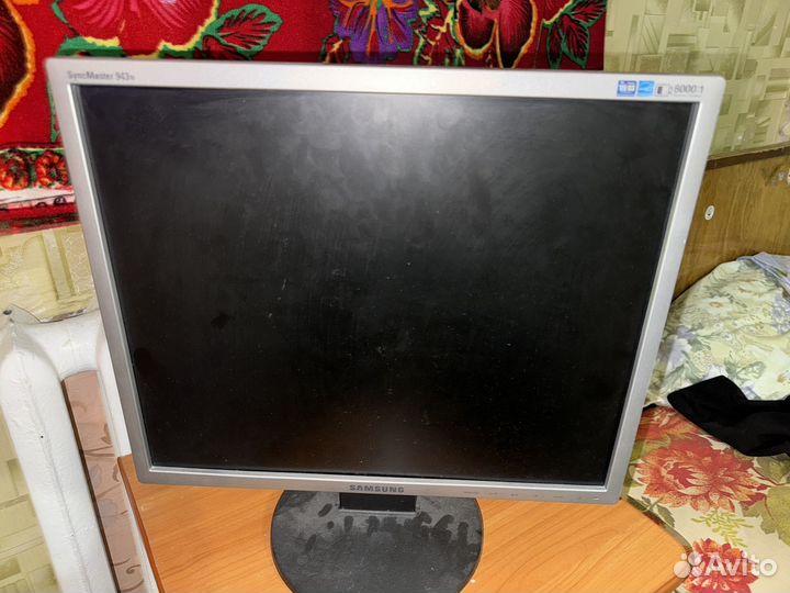 Монитор Samsung